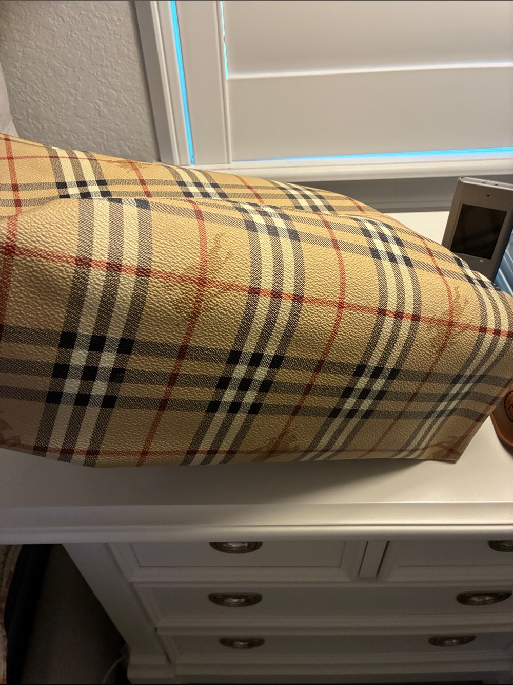 Burberry Beige Plaid Tote with Brown Leather Pocket - Picture 7 of 13